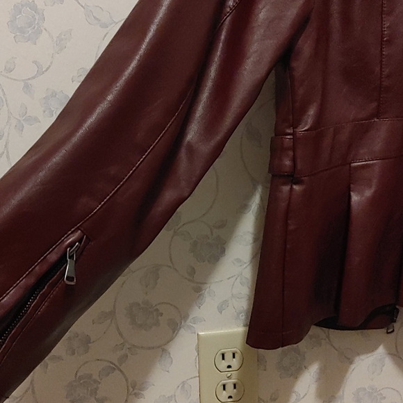 Vegan leather jacket - Picture 6 of 6